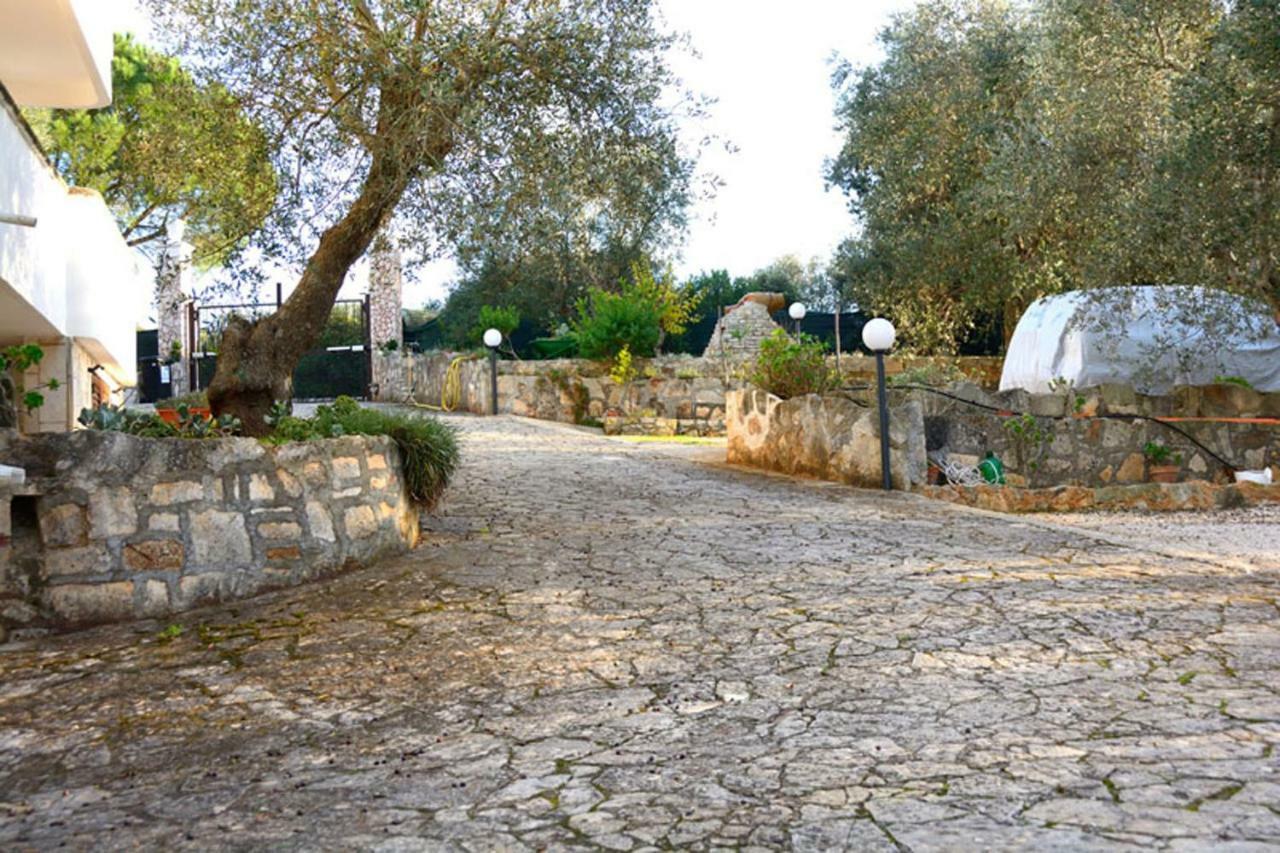 Villa Gardenia Остуни Екстериор снимка